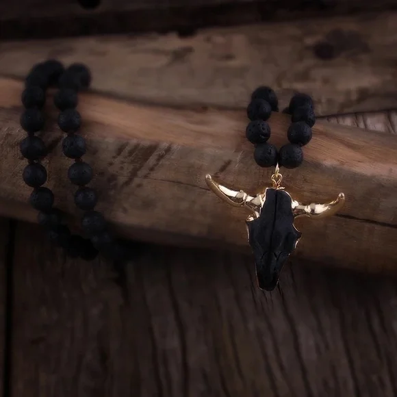 Unisex Fashion Bohemian Long Skull Pendant Necklace - Picture 13 of 14